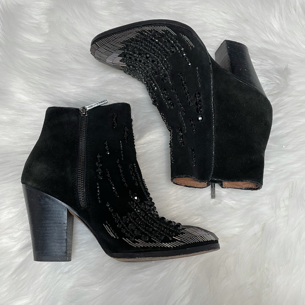 | Donald J. Pliner | Swift Sp Black Beaded Booties. Size 6.